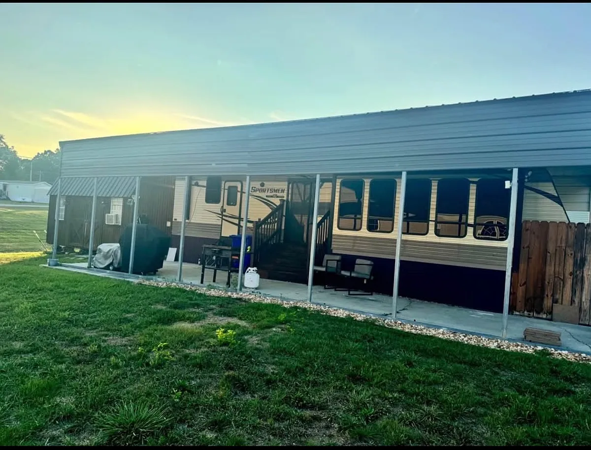 Building Photo - 3940 Hines Valley Rd #24
