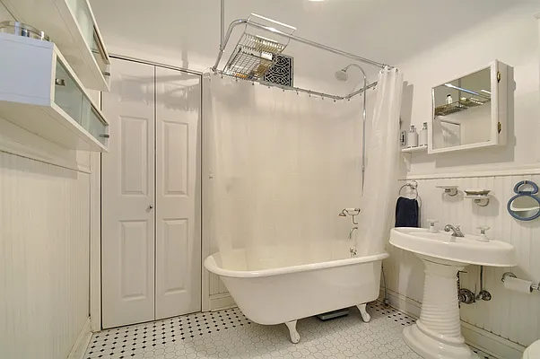 Sold by Corcoran | media 15