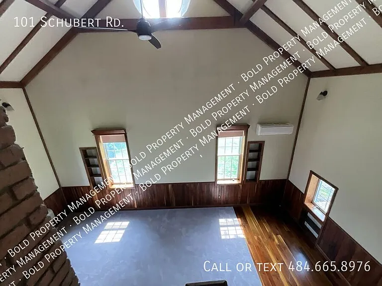 101 Schubert Rd — Photo 29