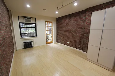 Rented by Natural Habitat Realty