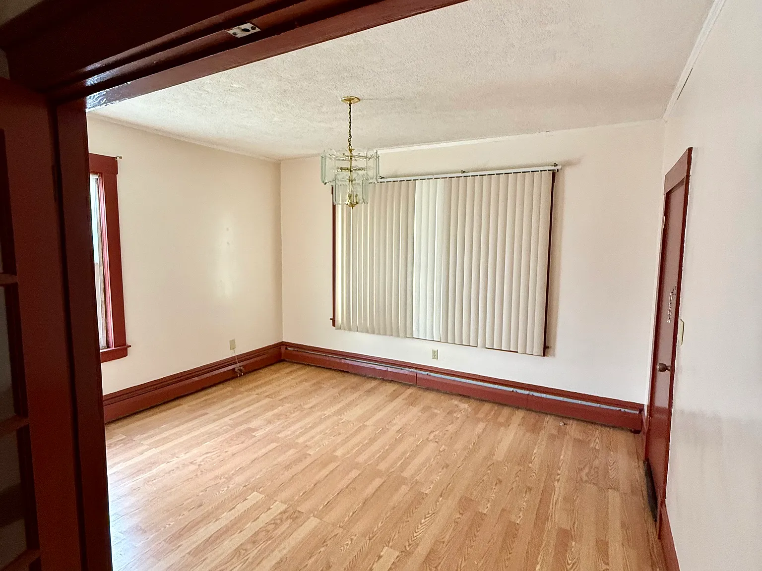 2 bed, 1200 sqft, $1,600 — Photo 3