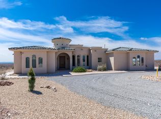 7550 Pyramid Peak Ln, Las Cruces, NM 88011