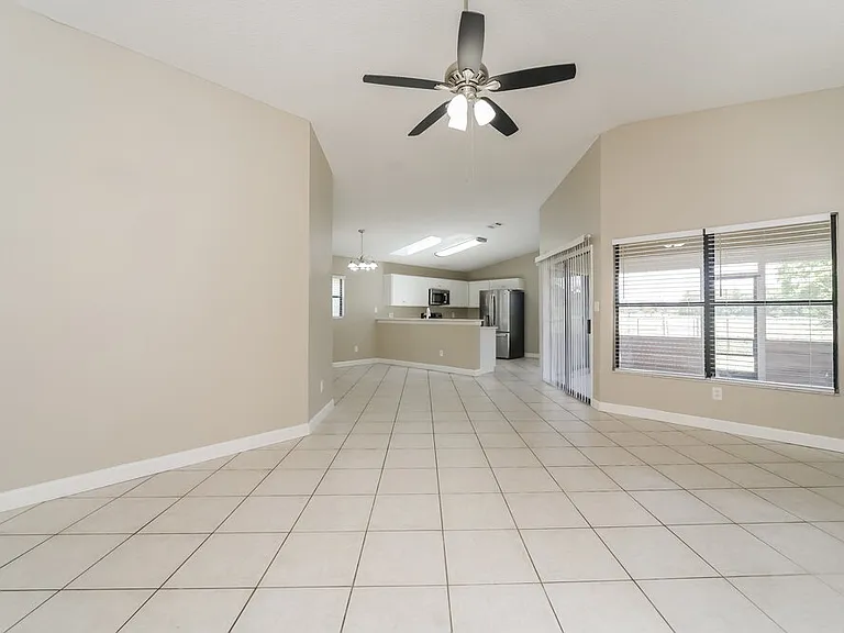 3422 Burlington Dr — Photo 5