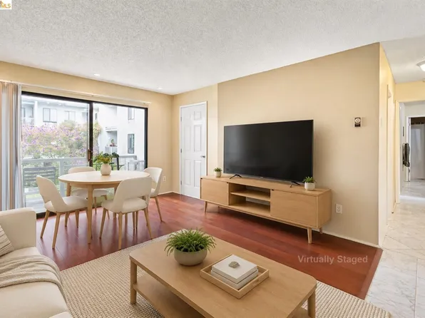 8 Commodore Dr #C359, Emeryville, CA 94608