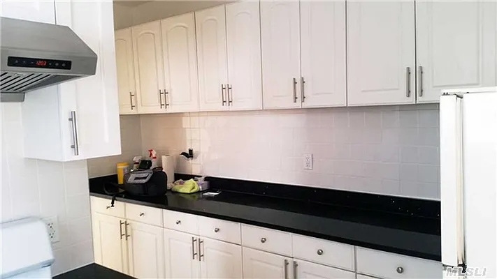 Rented by Graceful Realty LLC | media 2