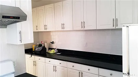 Rented by Graceful Realty LLC