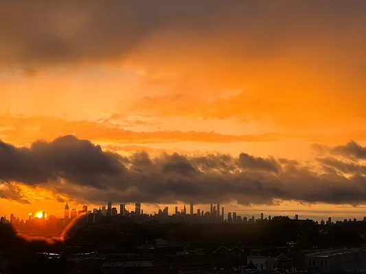 Sold by BSRG Realty | media 9