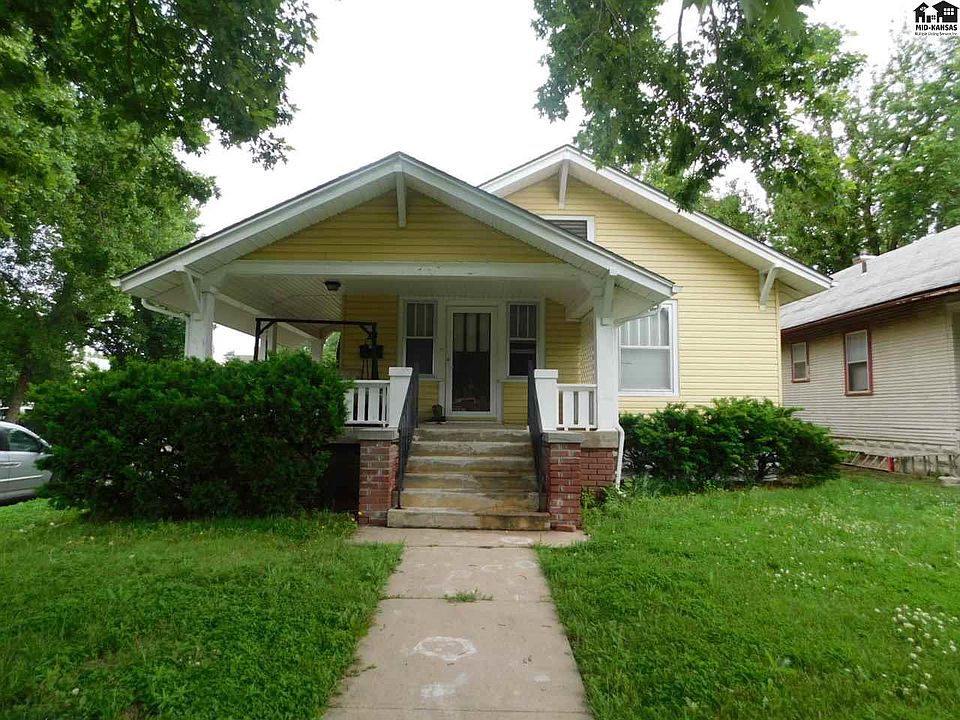1st image of 23 E 16th Ave
