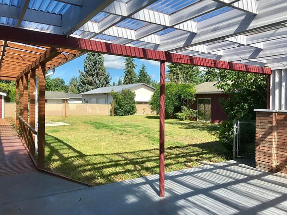 5th image of 7524 59th Ave NE