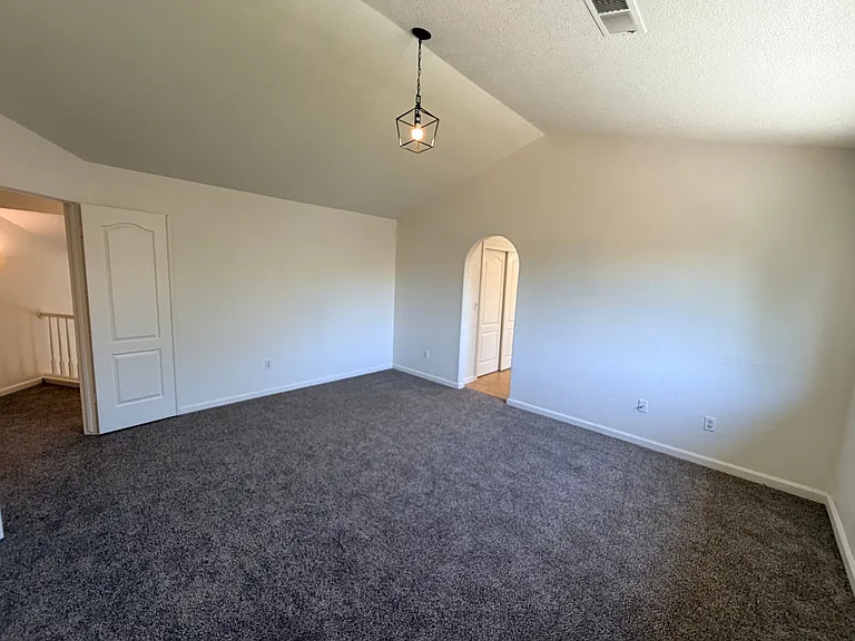 937 Neal St — Photo 23