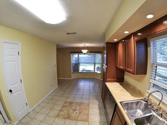 5th image of 1314 Ariana Woods Cir