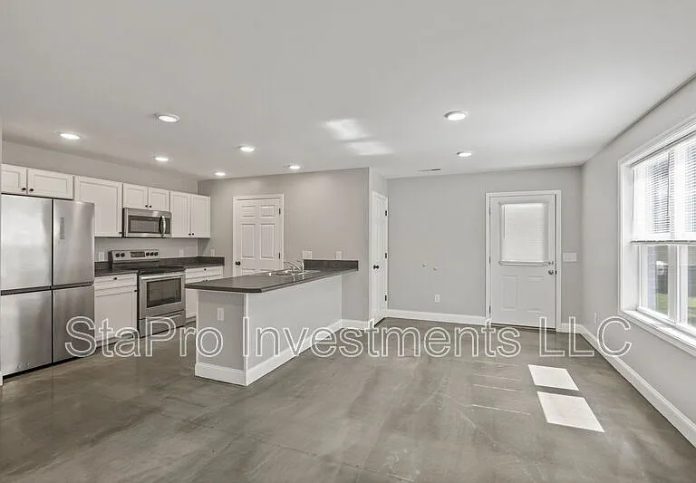 73 McMurtry Rd — Photo 9