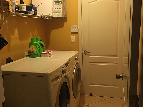 2nd image of 3921 NE 8th Pl