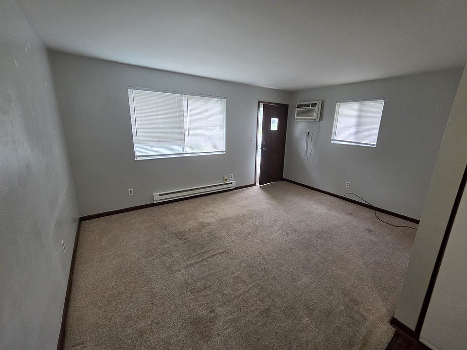 1st image of 5360 Chelsea Rd #1