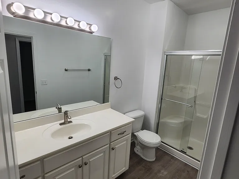 8320 N Nodaway Ave — Photo 7