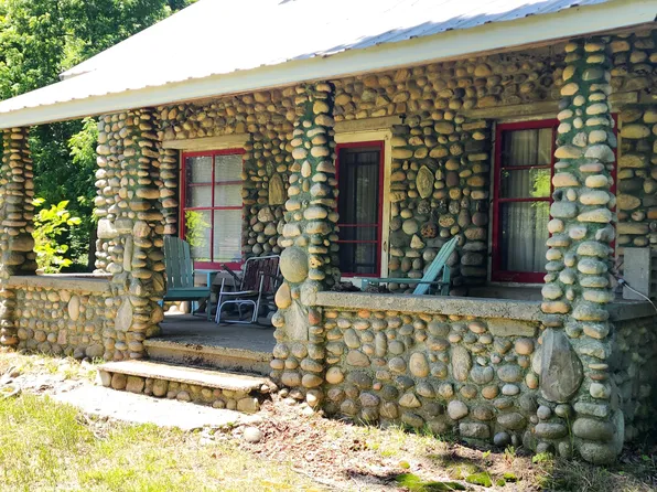 8300 Campbell Rd SE, Fife Lake, MI 49633