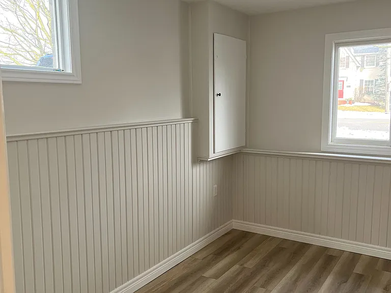 353 Imperial Rd S — Photo 11