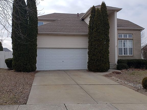 Over sized 2 Car Garage