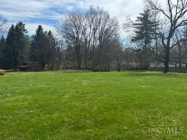 2nd image of 800 Indian Hill Rd