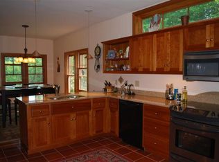 265 S Pinnacle Ridge Rd, Waterbury, VT 05676