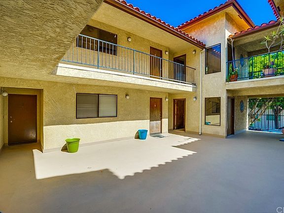 4th image of 1039 S Meyler St #2