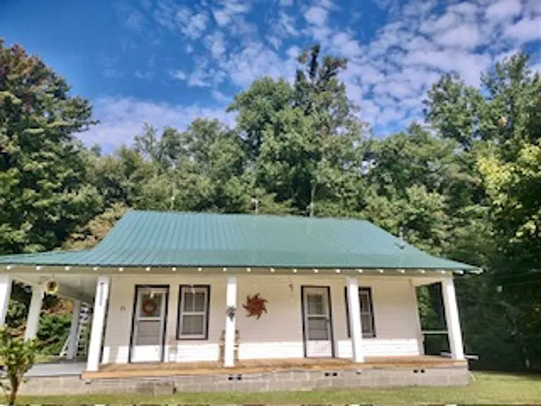 4677 Hooper Hwy — Photo 2