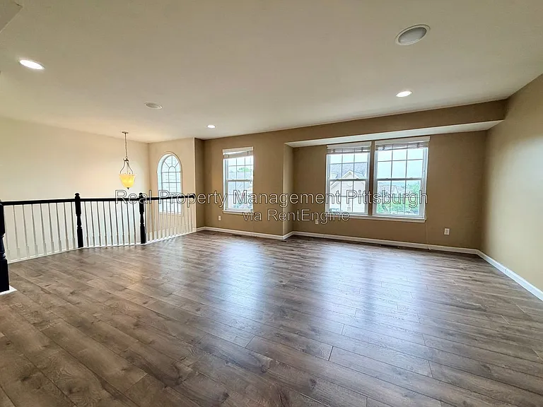 11 Morningtide Ct — Photo 3