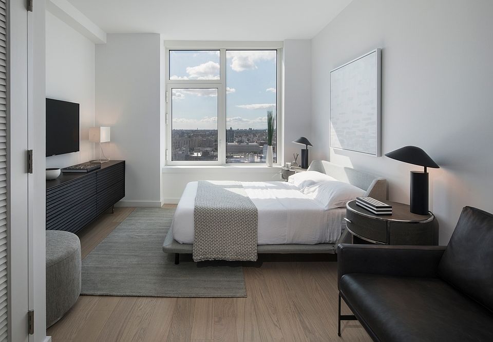 1st image of 123 Linden Blvd APT 13N