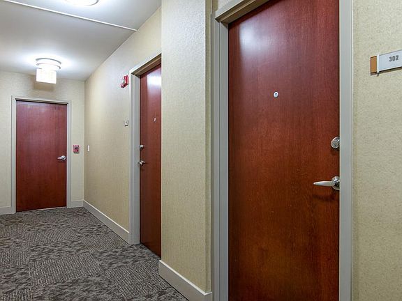 4th image of 301 Demonbreun St Unit 302
