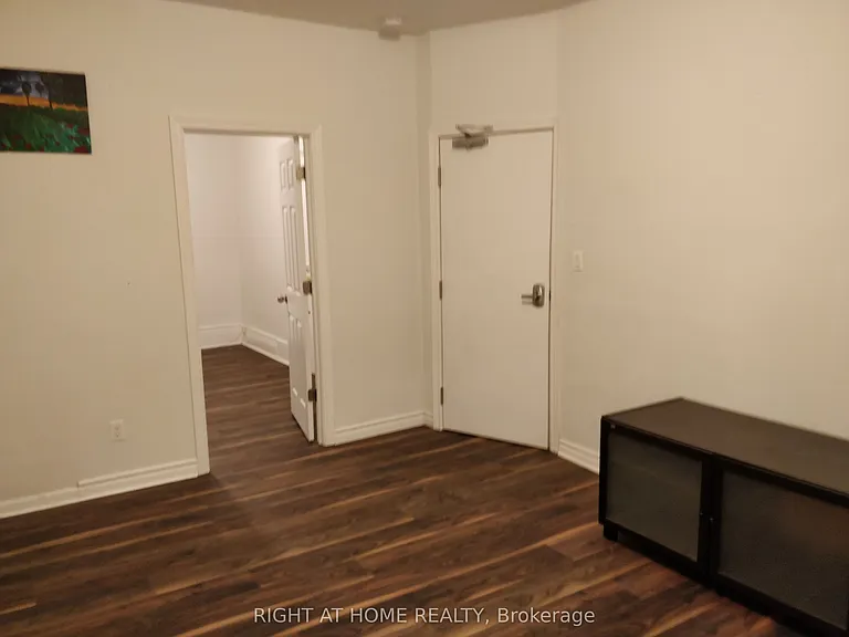 715 Ossington Ave #1 — Photo 7