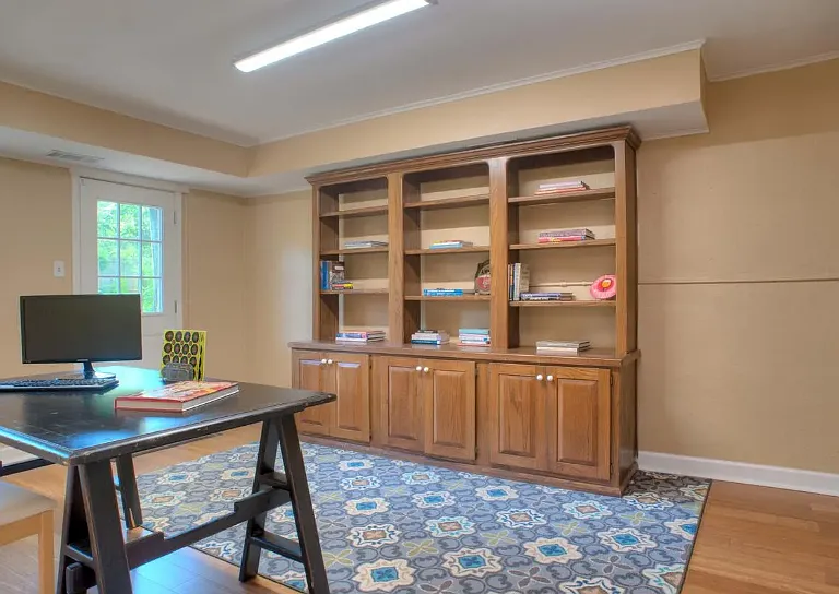 4261 Waymar Dr — Photo 6