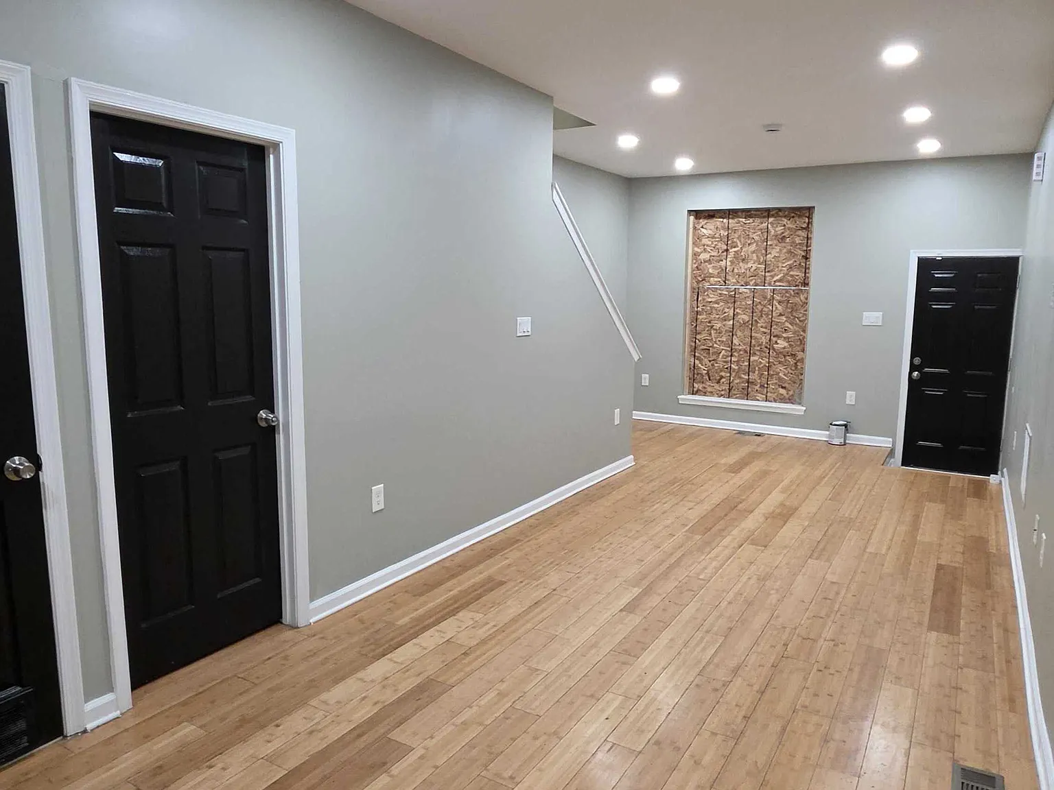 3 bed, $1,500 — Photo 4