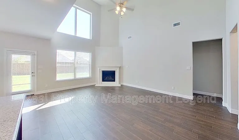 6117 Horsetail Dr — Photo 7