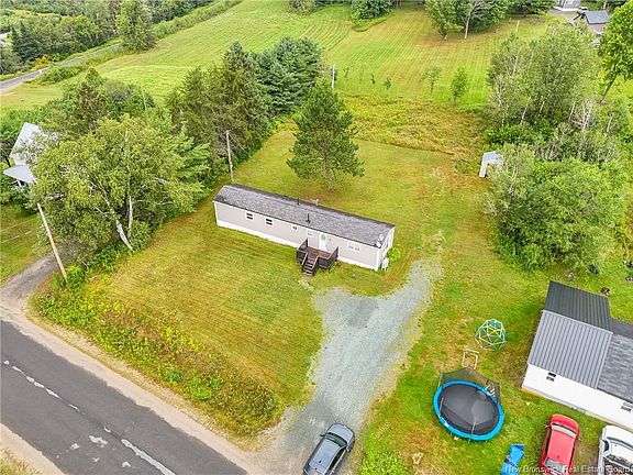 4th image of 484 Storeytown Rd