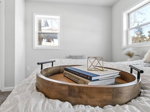 5th image of 225 North Pine Street