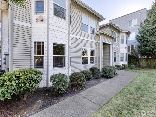 10025 9th Avenue W #A101, Everett, WA 98204