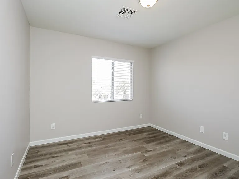 6217 W Encinas Ln — Photo 13