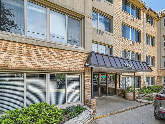 2nd image of 2727 W 43rd St APT 102