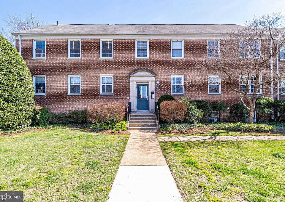 1st image of 702 S Fayette St APT 12