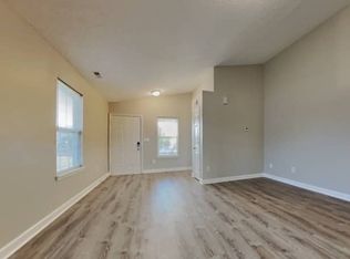 11962 Sapling Cir #A1, Noblesville, IN 46060
