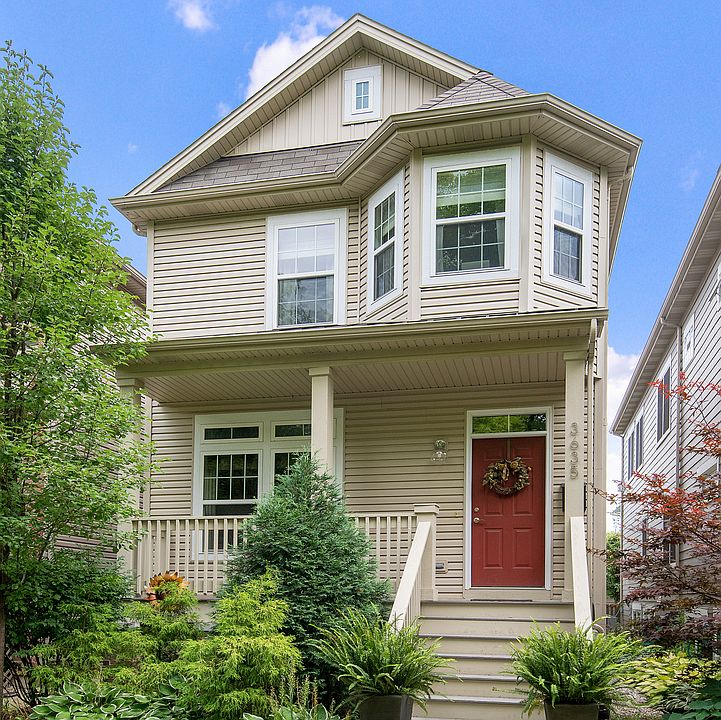 1st image of 3635 N Hamlin Ave