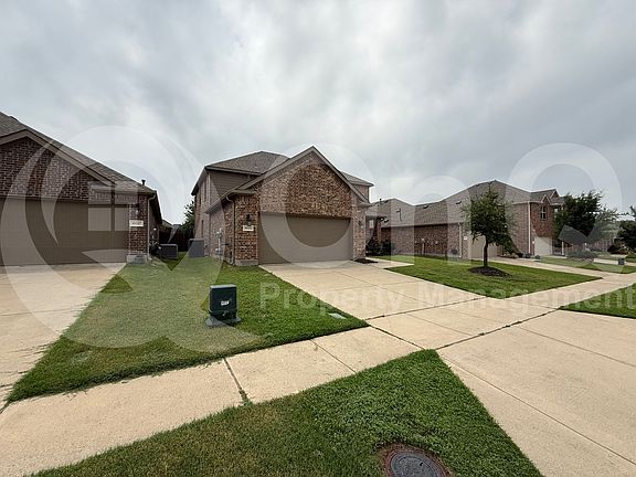 2nd image of 10221 Levelland Pl