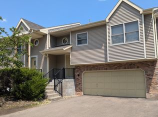 7243 Bren Ln, Eden Prairie, MN 55346