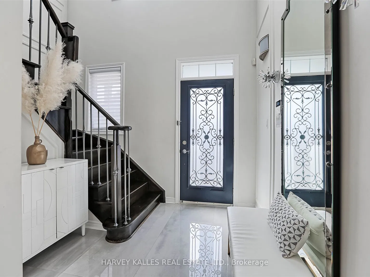 3 bed, $4,200 — Photo 3