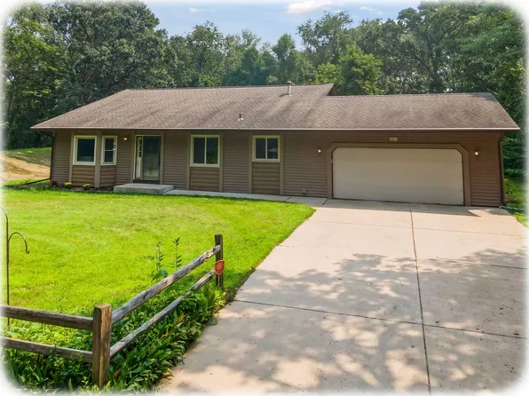 3821 194th Ln NW, Oak Grove, MN 55303