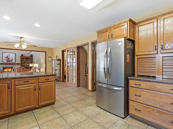 4th image of 8213 Becketts Ridge Ln