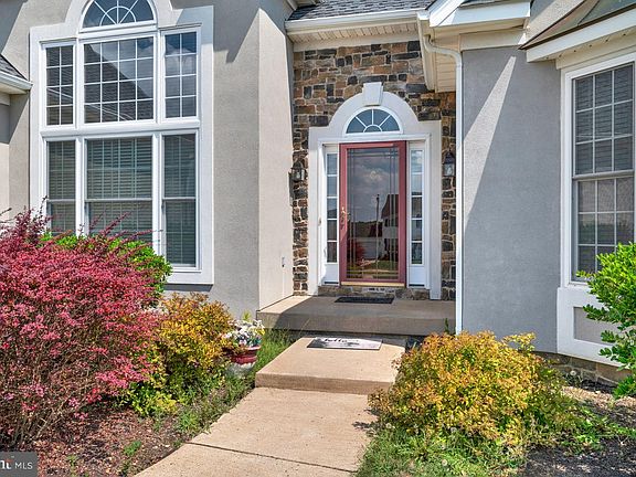 4th image of 154 Darby Dr