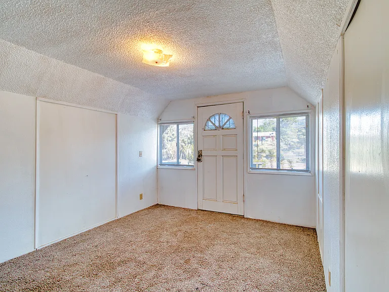 2300 Rattlesnake Gulch Rd — Photo 44