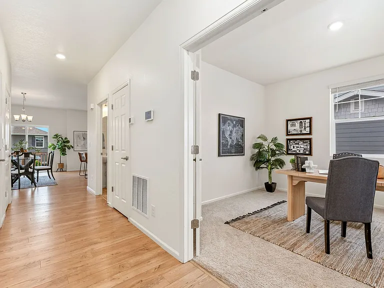 6818 Gateway Crossing St — Photo 5