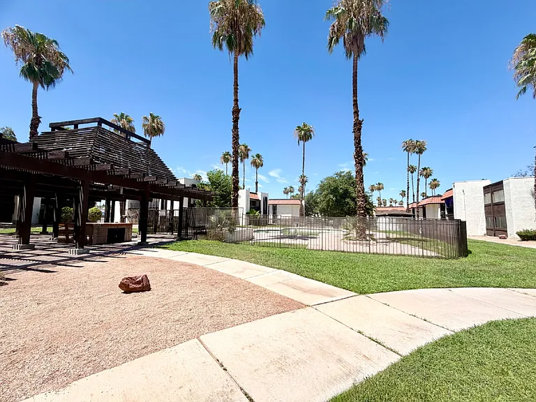 1405 Vegas Valley Dr #298 — Photo 37